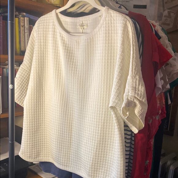 Max Studio White Textured Women's Top - Picture 1 of 6